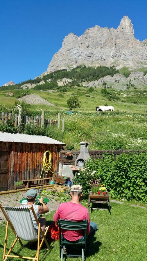 Bed and Breakfast Chez Annie & Marcel Le Monêtier-les-Bains Exterior foto